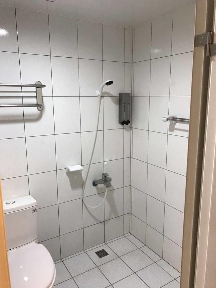 Sleep Taipei Hotel - Nanya Экстерьер фото